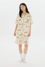 [Crayon Shin-chan] Shin-chan Sleeping Soundly in Short-Sleeve Pajamas (IVORY)